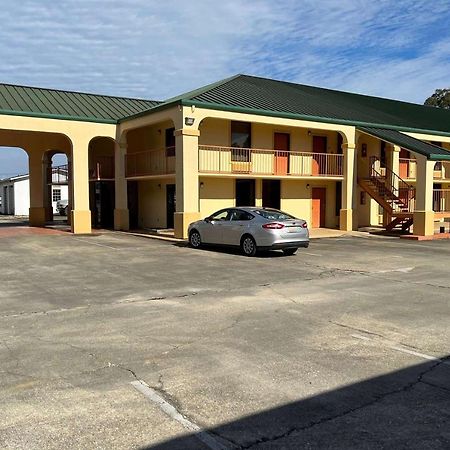 Days Inn & Suites By Wyndham Brewton מראה חיצוני תמונה