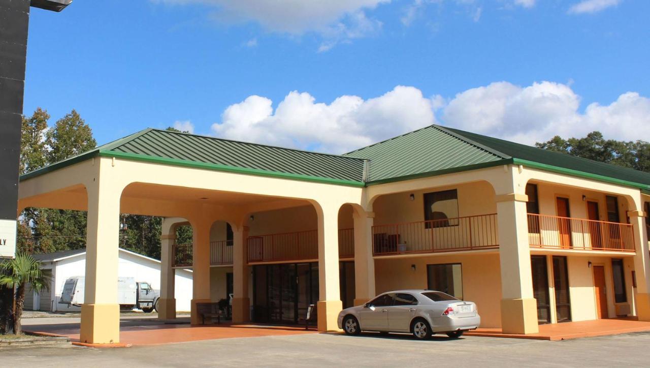 Days Inn & Suites By Wyndham Brewton מראה חיצוני תמונה
